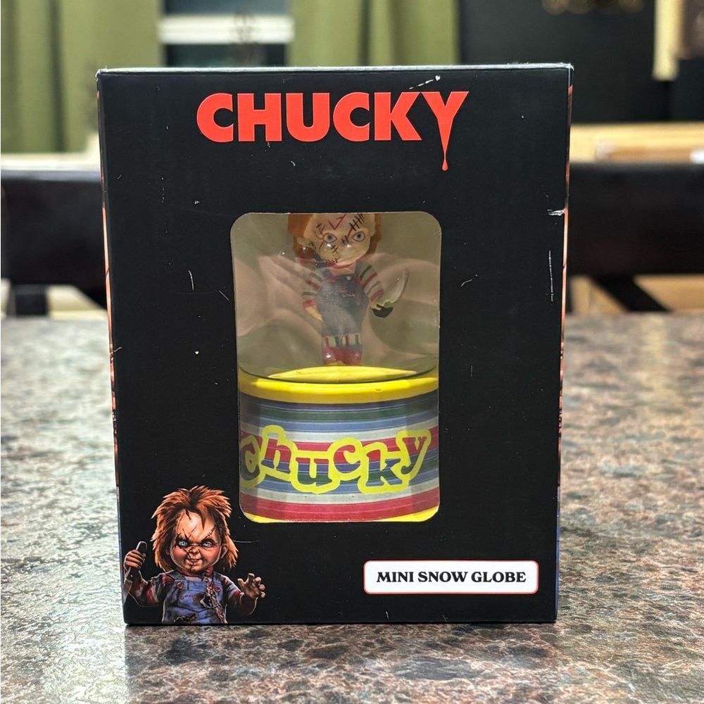 Childs Play Chucky Mini Snow Globe Collectible New In Box!